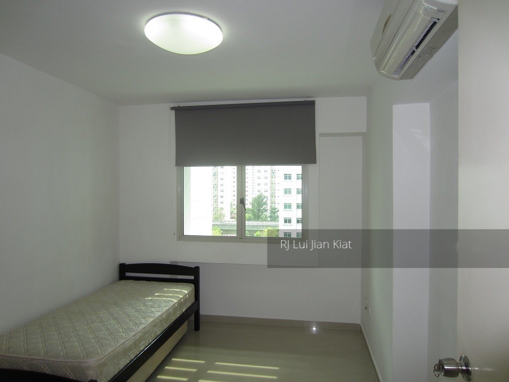 Blk 174D Edgedale Plains (Punggol), HDB 5 Rooms #137345812